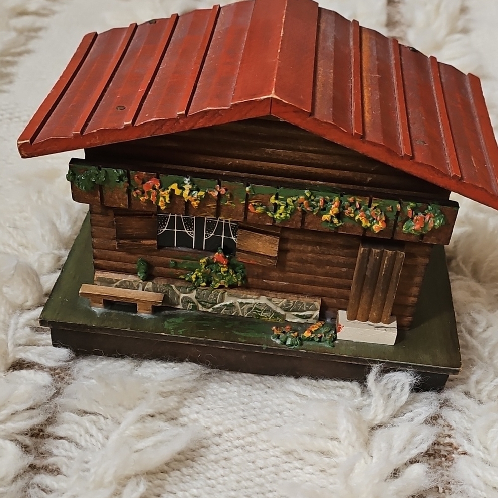 Mele Japan Wooden Decor